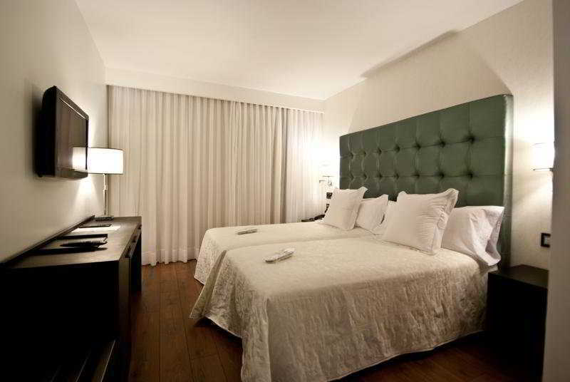 Hotel Infanta Leonor Ecija Exterior photo