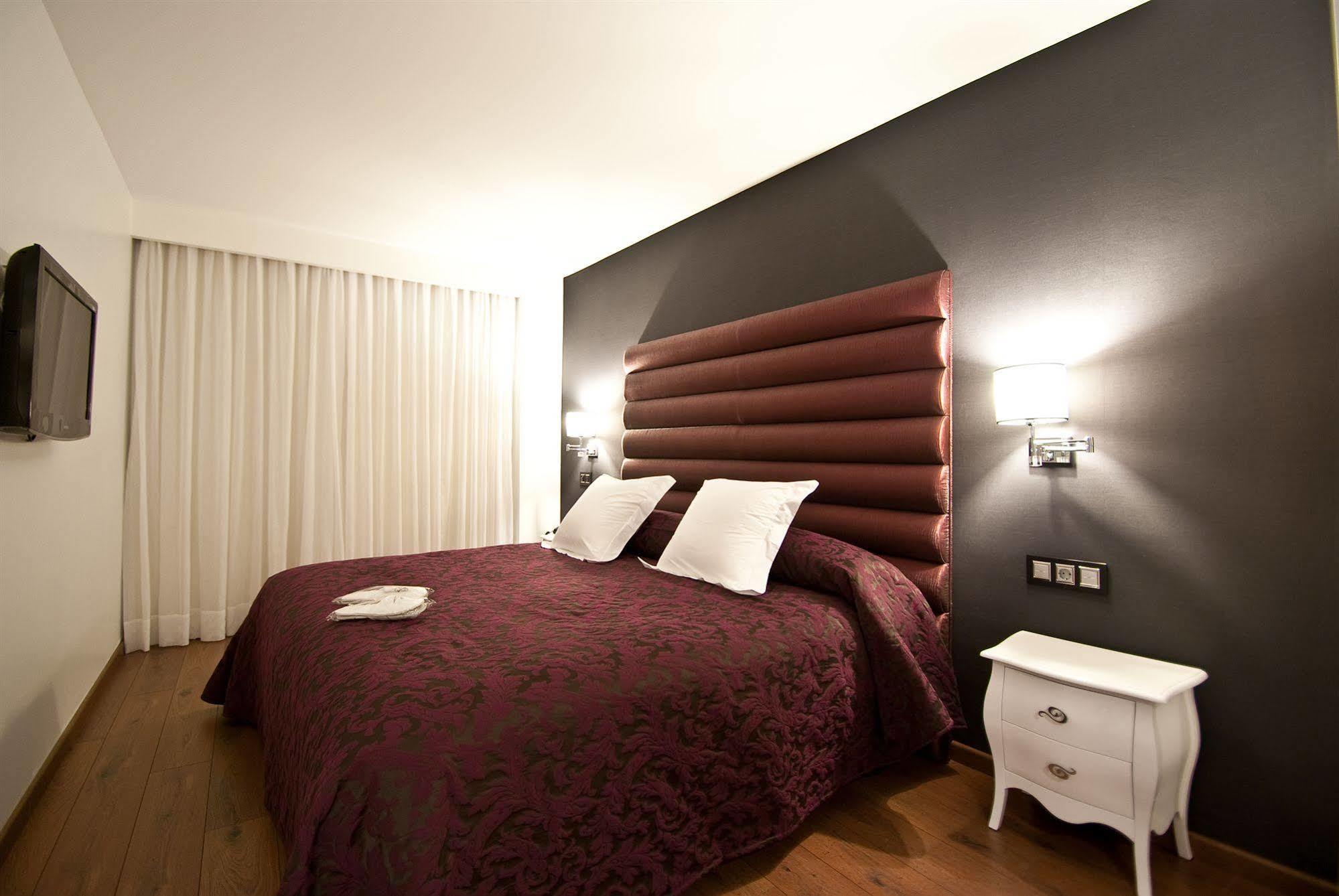 Hotel Infanta Leonor Ecija Exterior photo